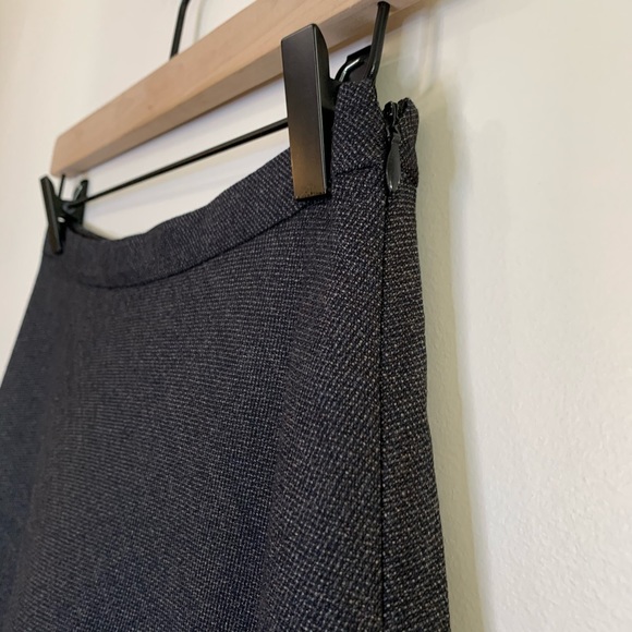 THEORY Zulle Wool A-Line Suiting Skirt Charcoal - Picture 4 of 11